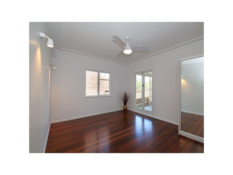 17 Beck Street, Clontarf QLD 4019