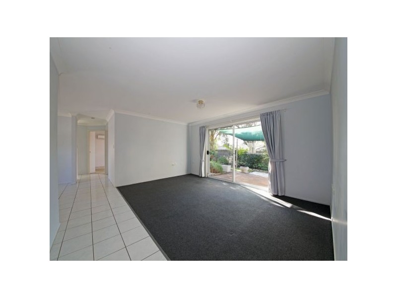 27 Magnolia Street, Margate QLD 4019