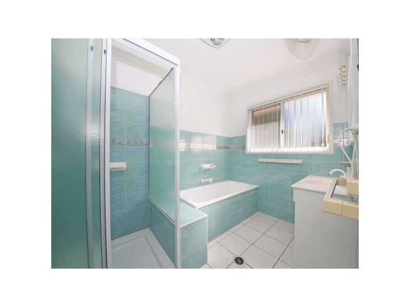 27 Magnolia Street, Margate QLD 4019