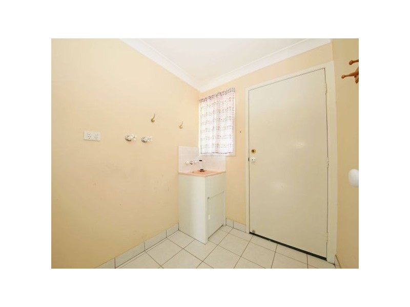 27 Magnolia Street, Margate QLD 4019