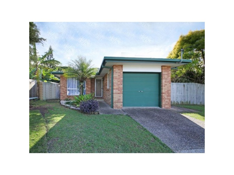 27 Magnolia Street, Margate QLD 4019