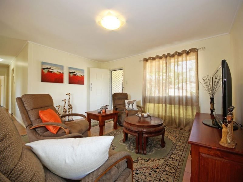 75 Ashmole Road, Redcliffe QLD 4020