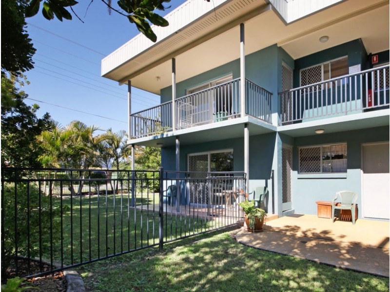 1/17 Bailey Street, Woody Point QLD 4019