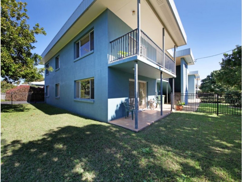 1/17 Bailey Street, Woody Point QLD 4019