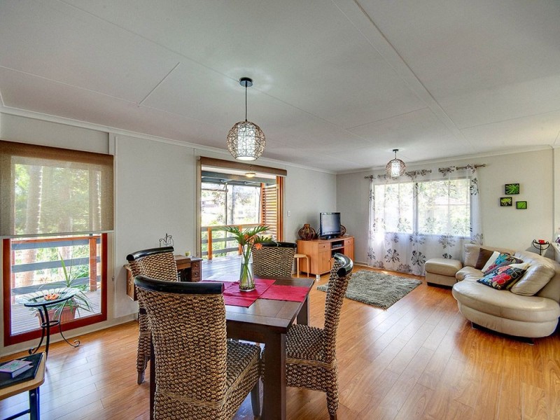 17 Palall Crescent, Ferny Hills QLD 4055
