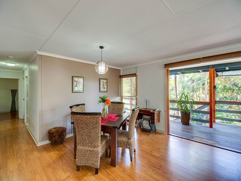 17 Palall Crescent, Ferny Hills QLD 4055