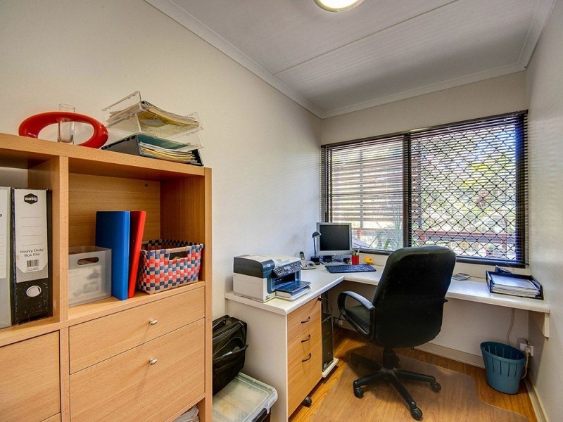 17 Palall Crescent, Ferny Hills QLD 4055