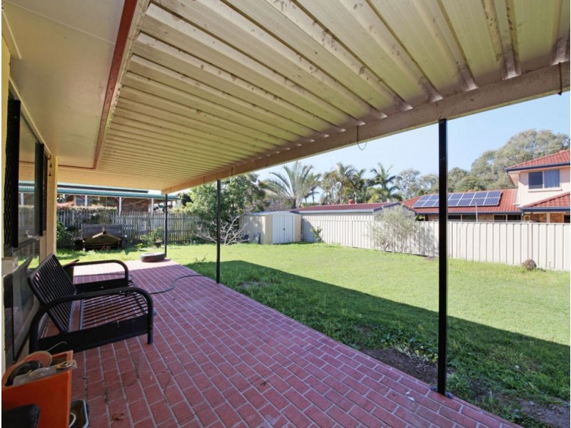 6 Mcarthur Court, Rothwell QLD 4022