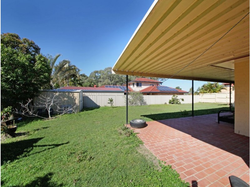6 Mcarthur Court, Rothwell QLD 4022