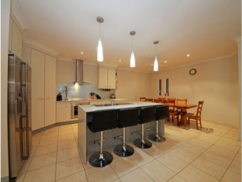 21 Saltwater Drive, Rothwell QLD 4022