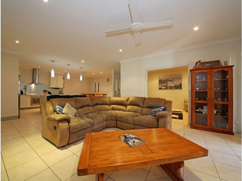 21 Saltwater Drive, Rothwell QLD 4022