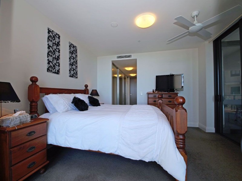 707/99 Marine Parade, Redcliffe QLD 4020