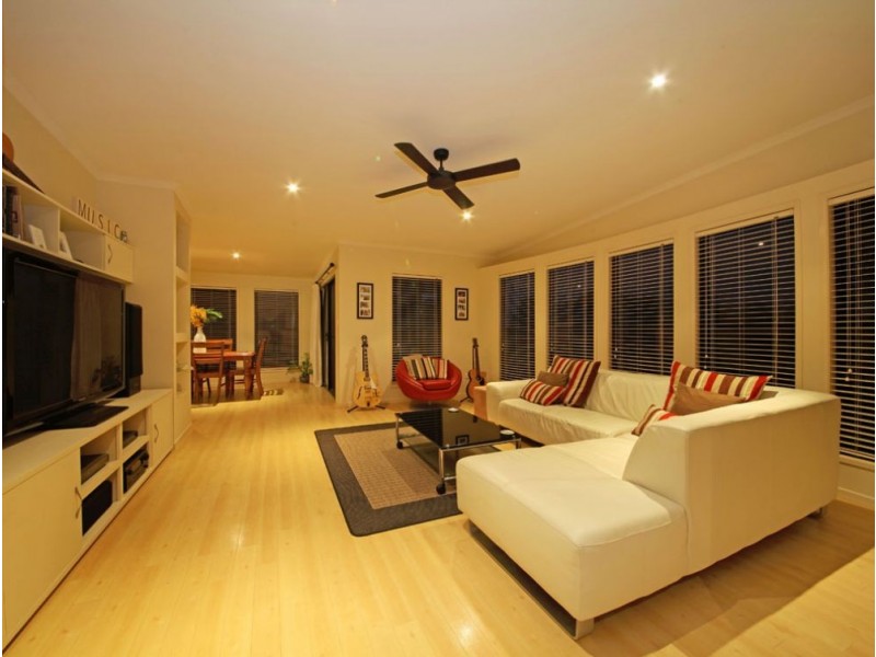 66 Fleet Drive, Kippa-ring QLD 4021