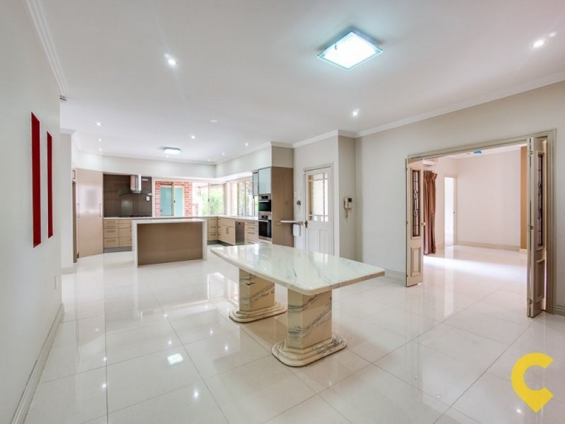 30 Oakmont Street, Rothwell QLD 4022