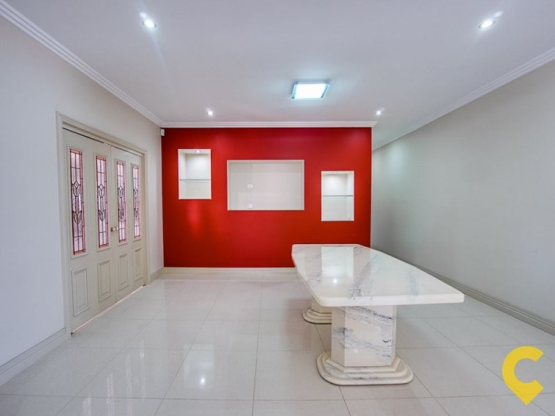 30 Oakmont Street, Rothwell QLD 4022