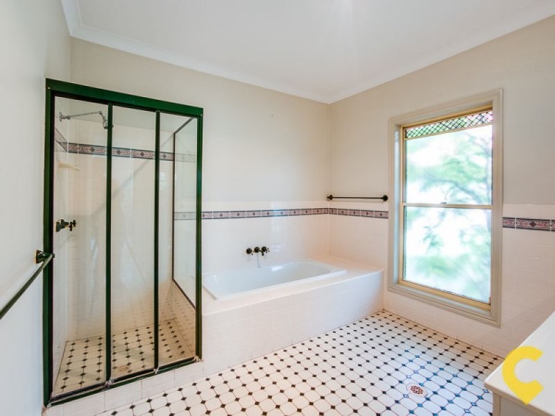 30 Oakmont Street, Rothwell QLD 4022