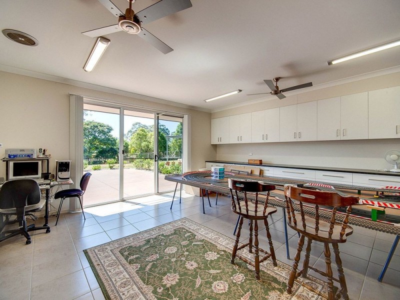 16 Bentley Court, Joyner QLD 4500