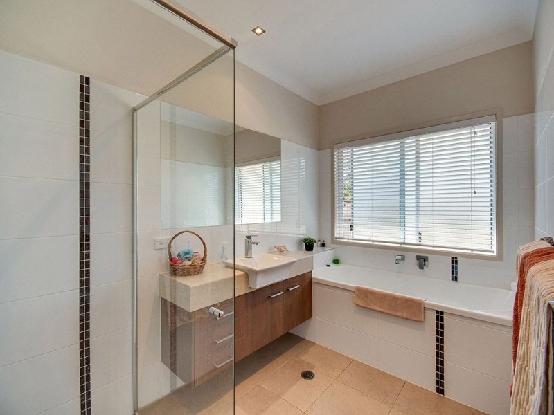 16 Bentley Court, Joyner QLD 4500