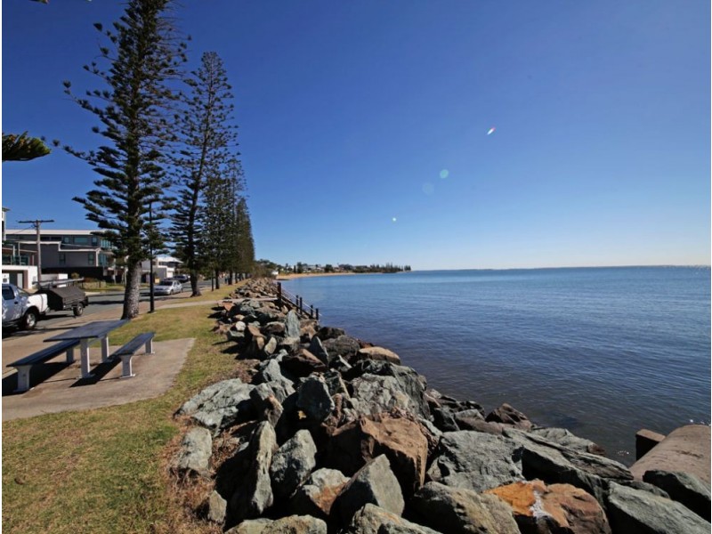 4/162 Prince Edward Pde, Scarborough QLD 4020