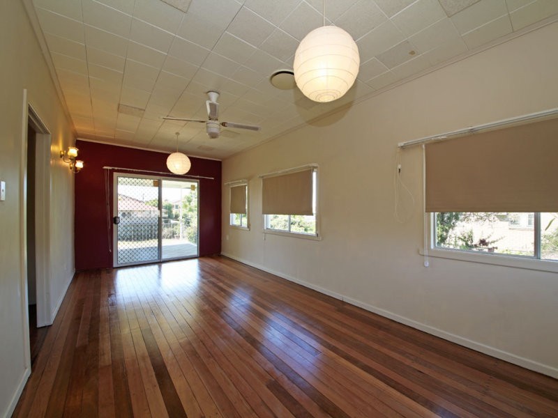 40 Dunbar Street, Margate QLD 4019