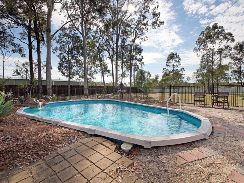 322 Old North Road, Wamuran QLD 4512