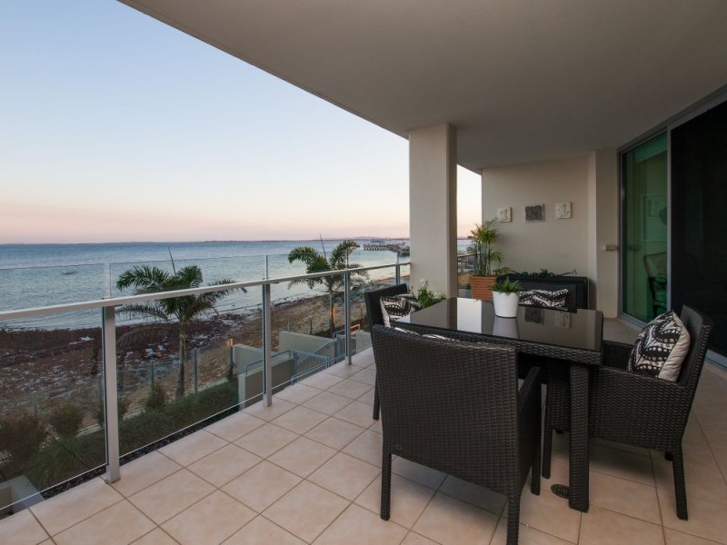 203/6-12 Oxley Avenue, Woody Point QLD 4019
