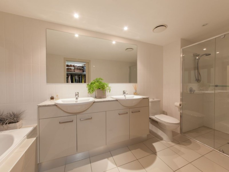 203/6-12 Oxley Avenue, Woody Point QLD 4019