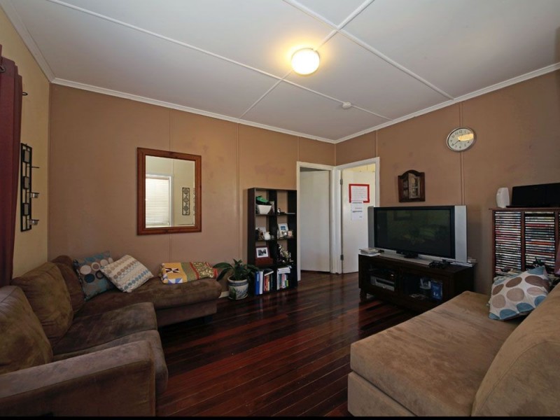 20 Sorrento Street, Margate QLD 4019