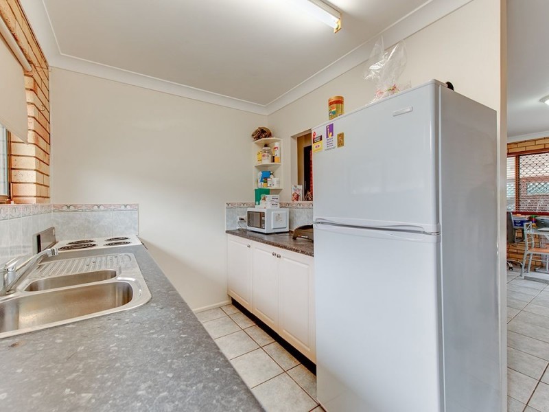 4/53 Ellen St, Woody Point QLD 4019