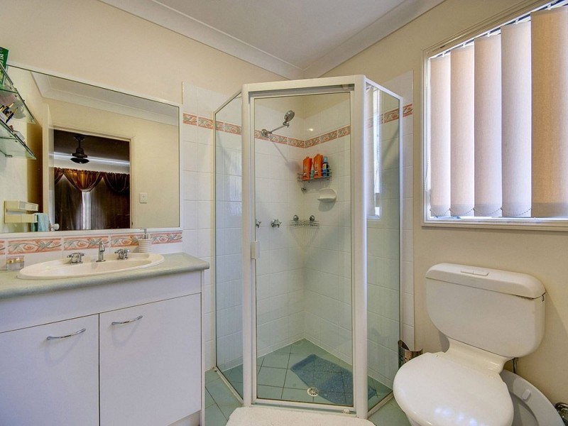 15 Flintwood Street, Warner QLD 4500