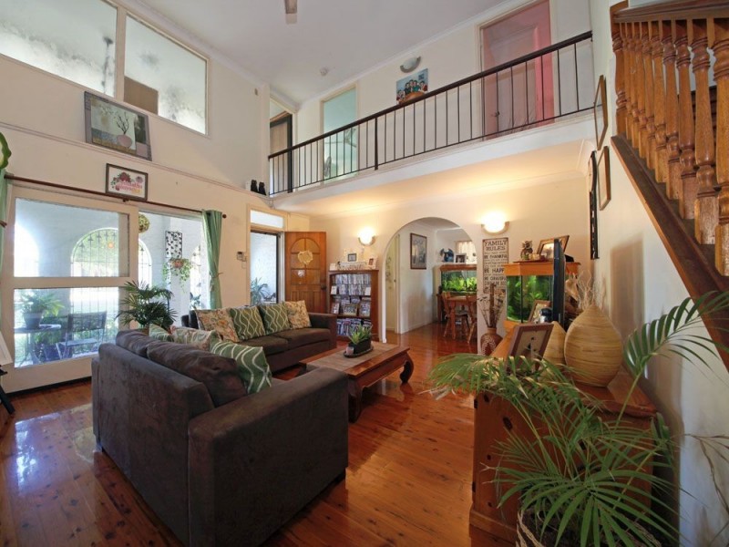 16 Hibiscus Avenue, Redcliffe QLD 4020