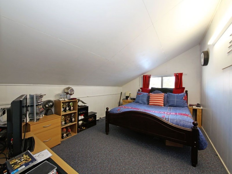 16 Hibiscus Avenue, Redcliffe QLD 4020