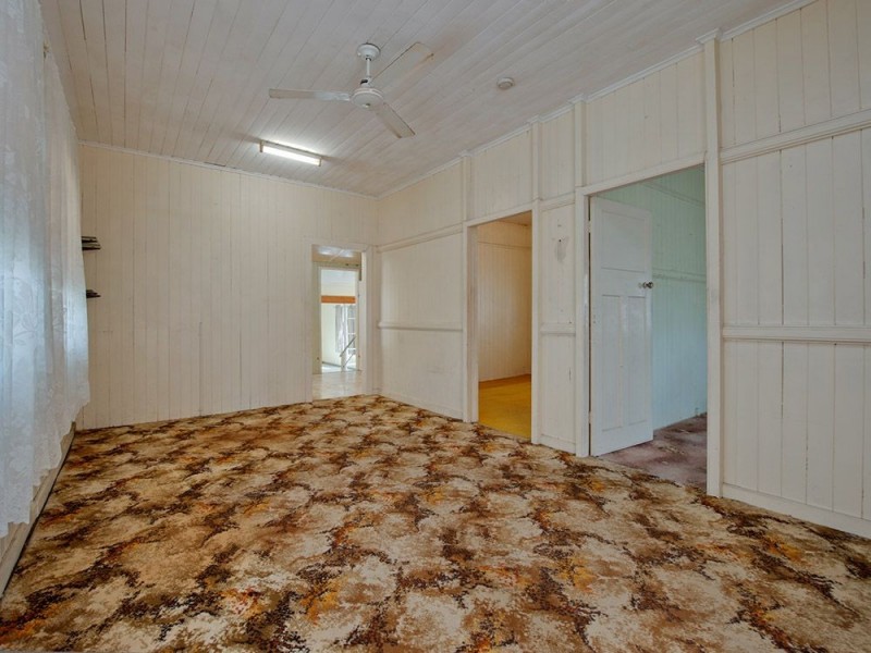 13 Dover Road, Margate QLD 4019