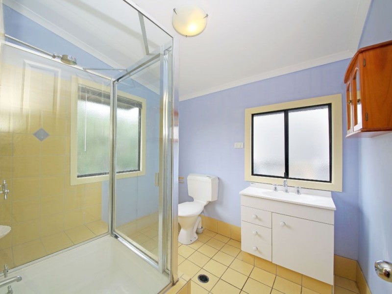 24 John St, Redcliffe QLD 4020