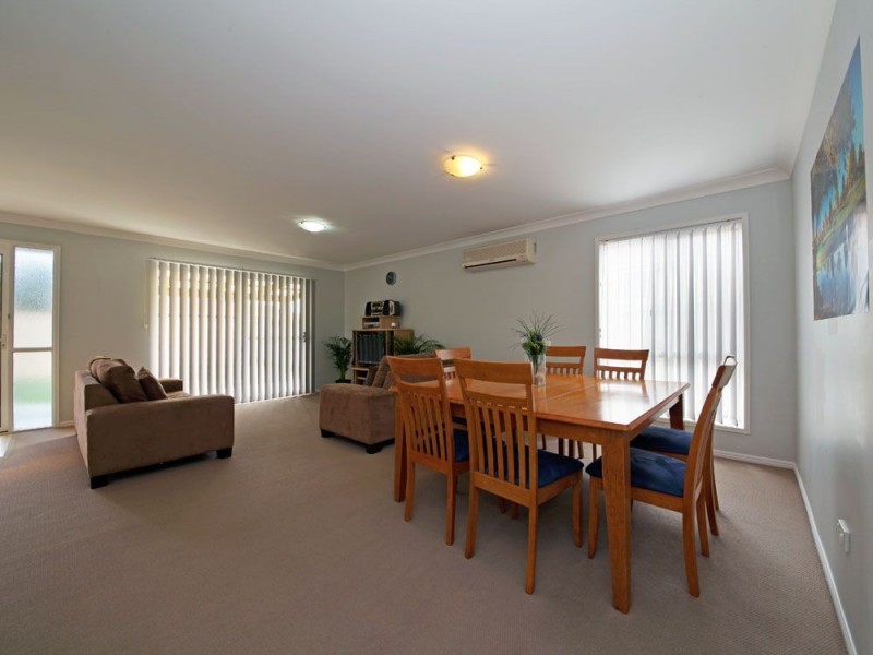 110 Cambridge Street, Rothwell QLD 4022