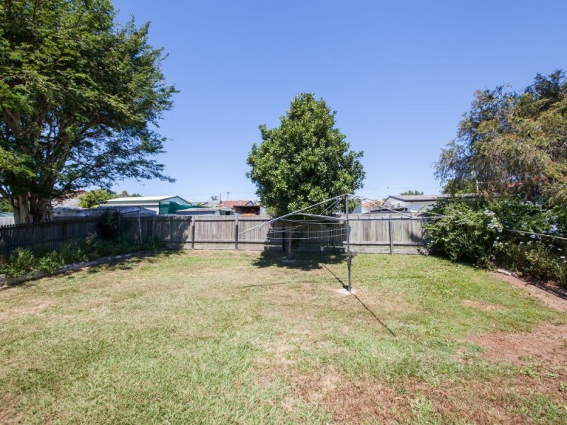 23 Kippa Street, Kippa-ring QLD 4021