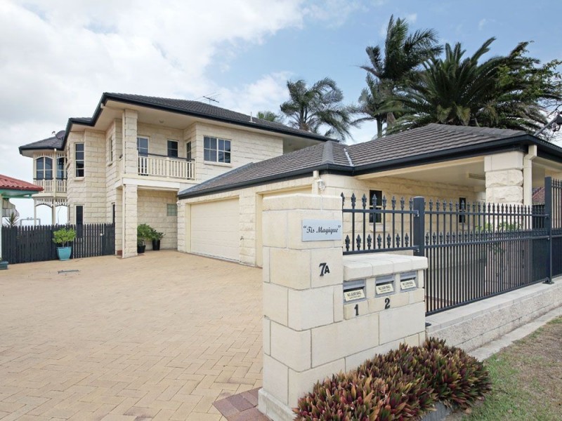2/7a Bayview Terrace, Clontarf QLD 4019