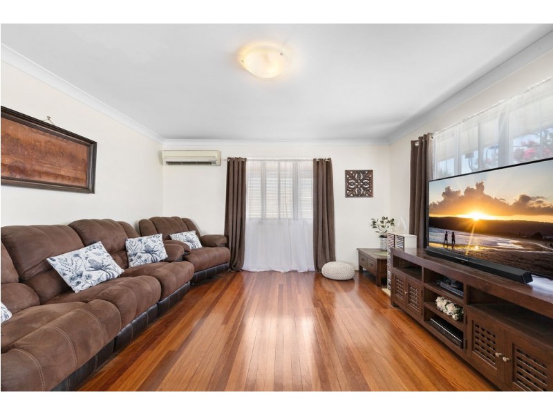 26 Long Street, Clontarf QLD 4019