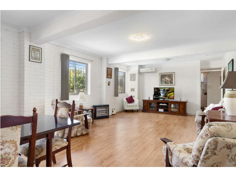 26 Long Street, Clontarf QLD 4019
