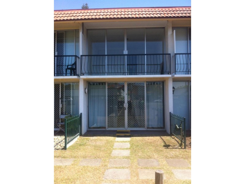 3/31 King St, Woody Point QLD 4019