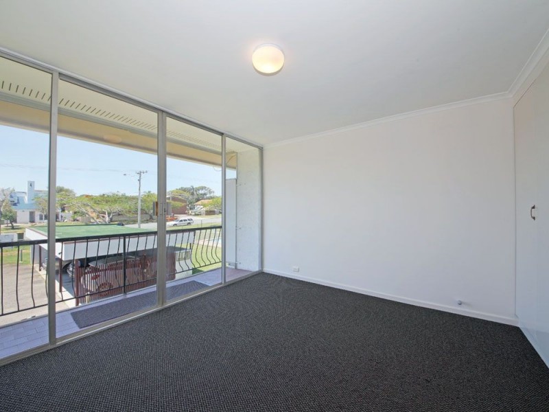 3/31 King St, Woody Point QLD 4019