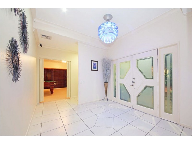 20 Mariner Court, Newport QLD 4020