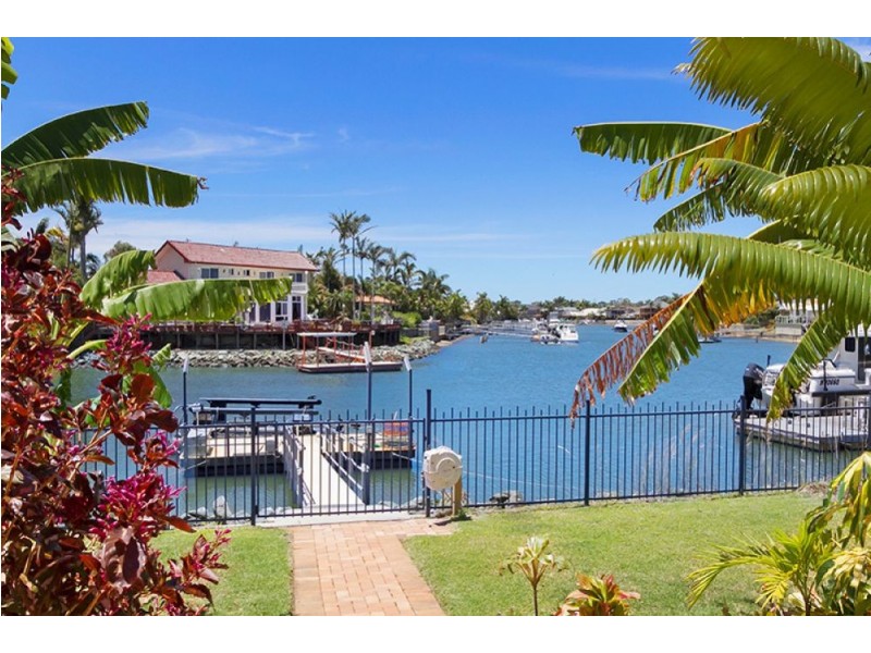 20 Mariner Court, Newport QLD 4020