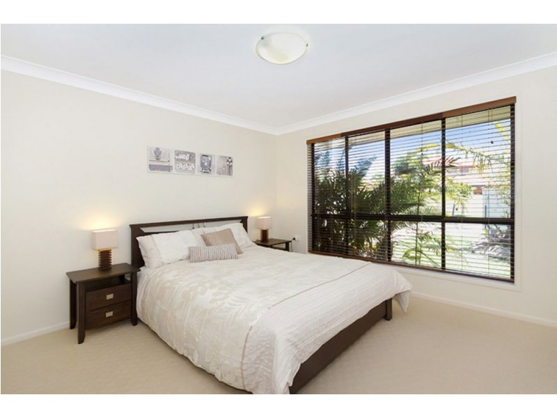 20 Mariner Court, Newport QLD 4020