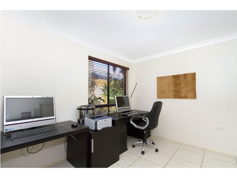 20 Mariner Court, Newport QLD 4020