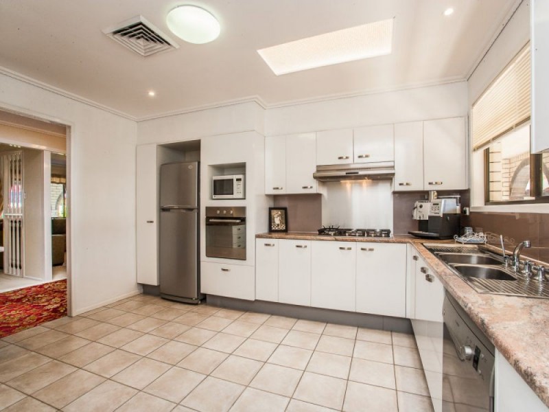 1 Creek Street, Redcliffe QLD 4020