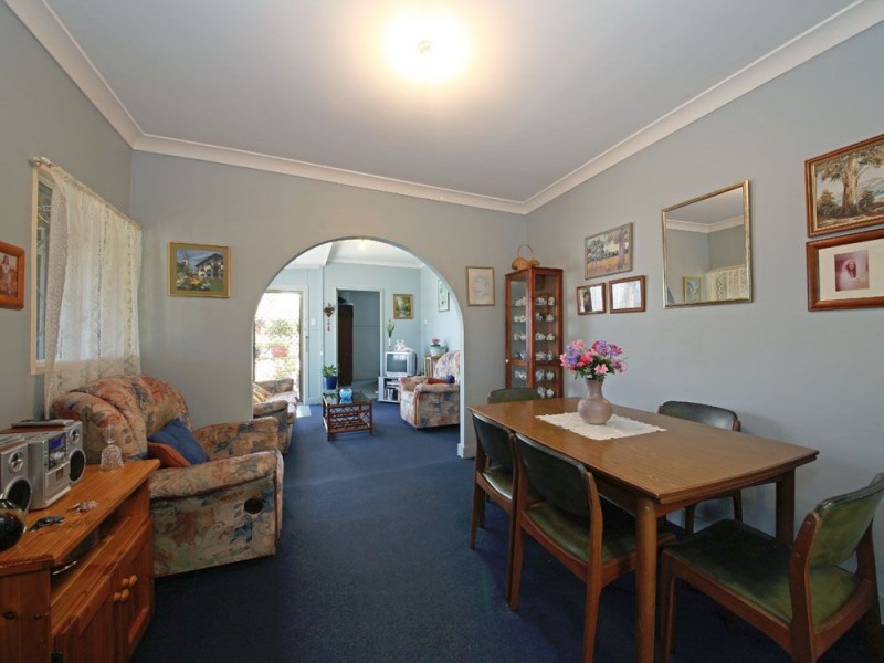 27 Weaber Street, Clontarf QLD 4019