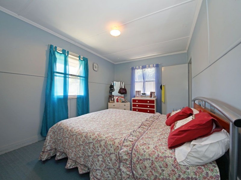 27 Weaber Street, Clontarf QLD 4019
