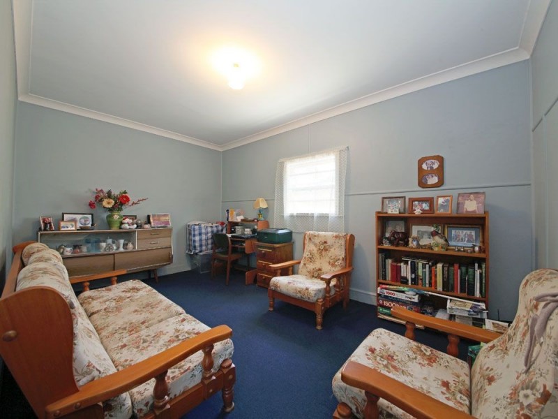 27 Weaber Street, Clontarf QLD 4019