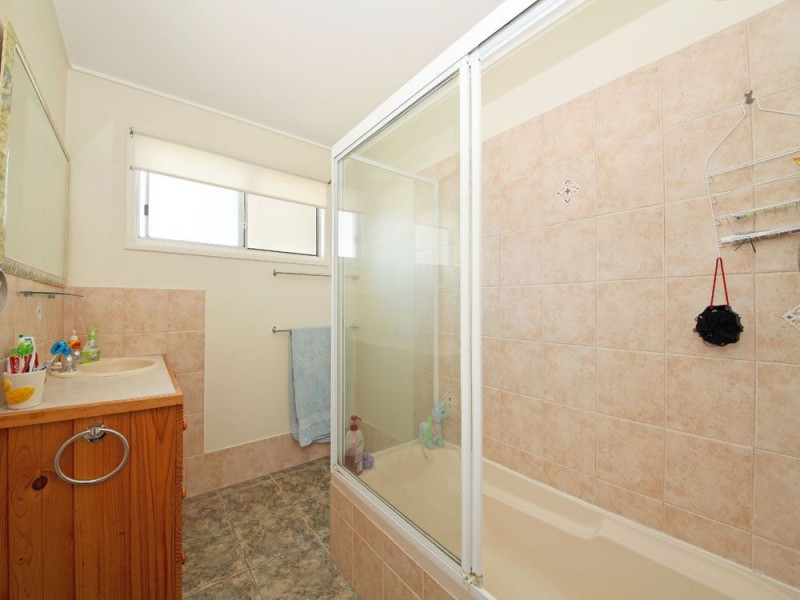 9 Kerwalli Street, Deception Bay QLD 4508